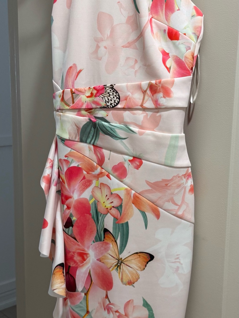 Lipsy Pink Floral open -Shoulder Dress with Butterfly Detail